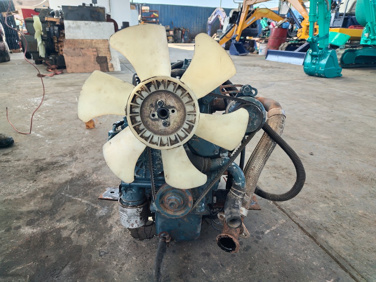 MOTOR ESTACIONARIO KUBOTA V1205-396776