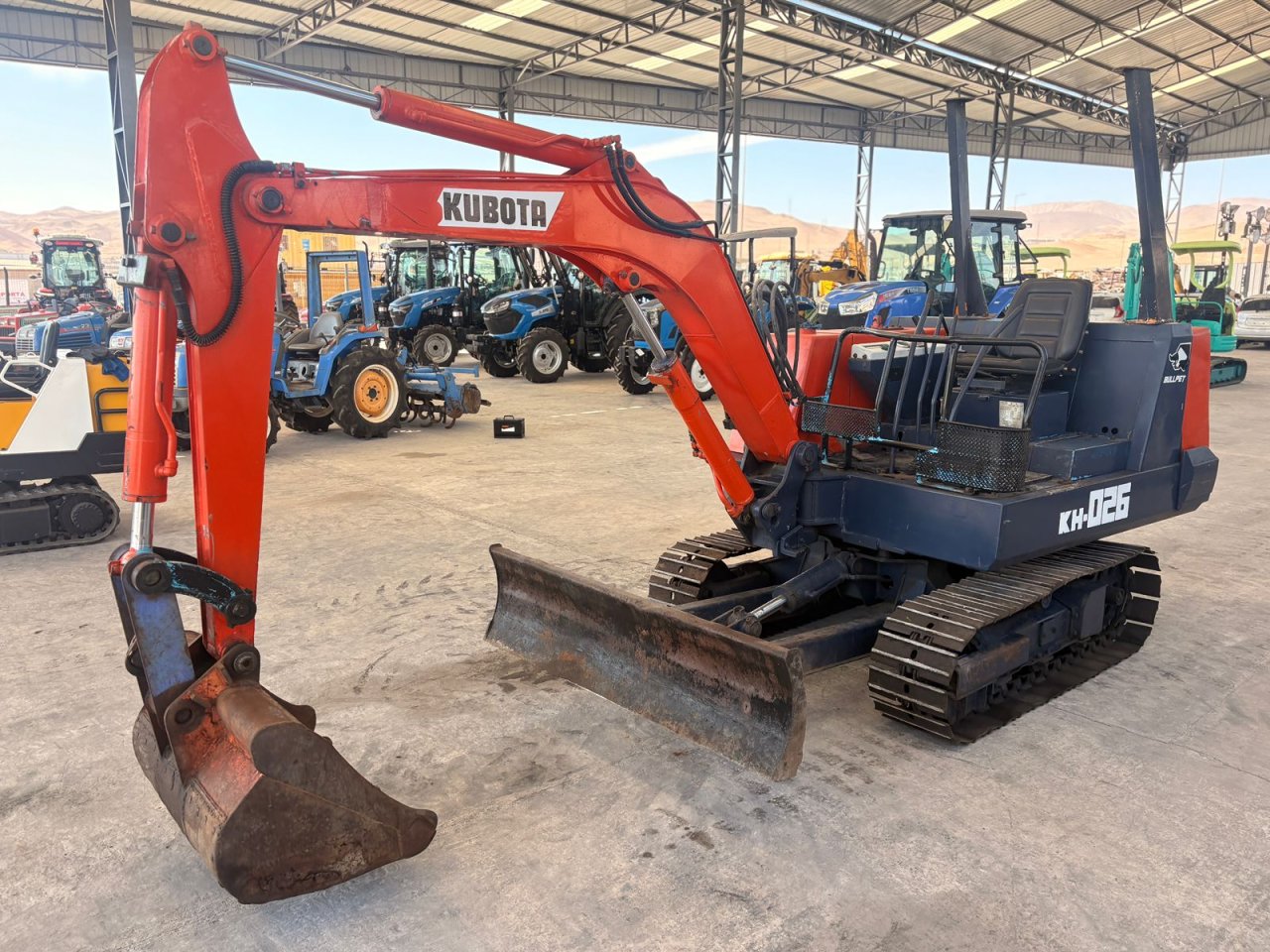 KUBOTA MODELO KH026