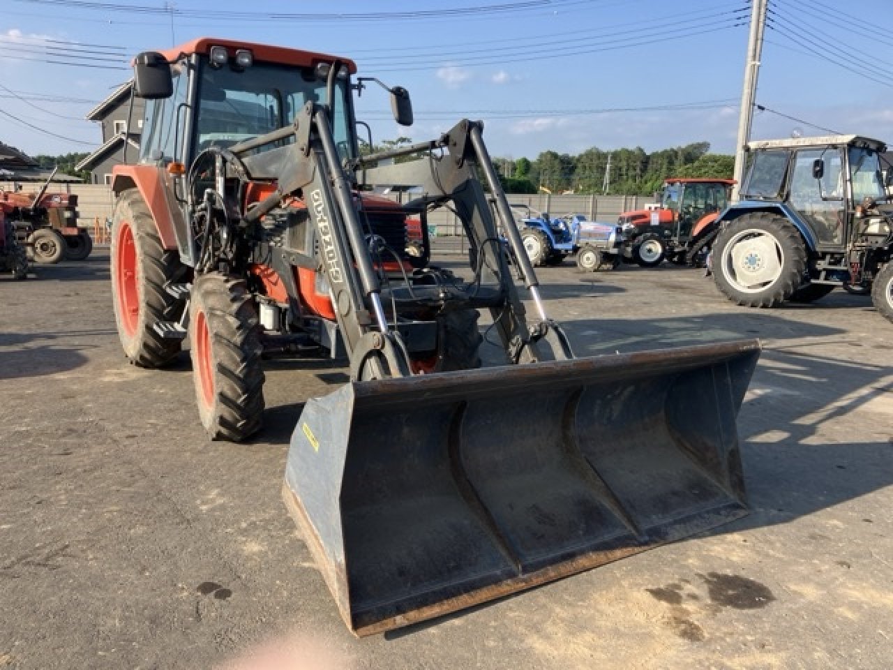 KUBOTA M90